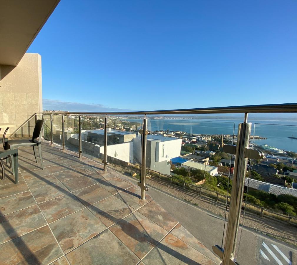 Bar-T-Nique Guest House Mossel Bay Exteriér fotografie