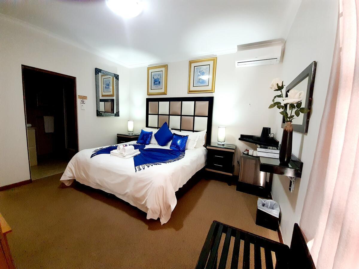 Bar-T-Nique Guest House Mossel Bay Exteriér fotografie